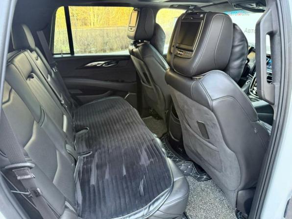Cadillac Escalade IV с пробегом 2016 года, цена 4 688 000 рублей, 140237 км, внедорожник, Автокод Объявления