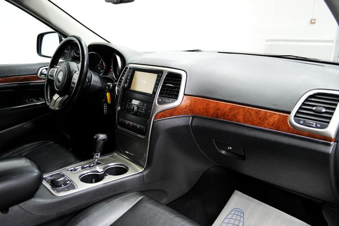 Jeep Grand Cherokee IV (WK2) с пробегом 2012 года, цена 1 825 000 рублей, 206298 км, внедорожник, Автокод Объявления