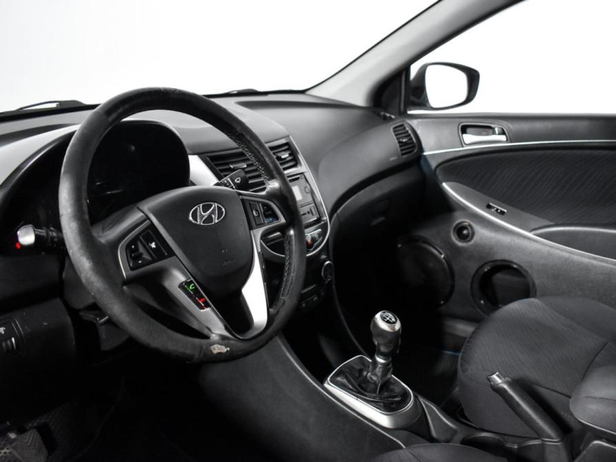 Hyundai Solaris I Рестайлинг Санкт-Петербург  - изображение 9
