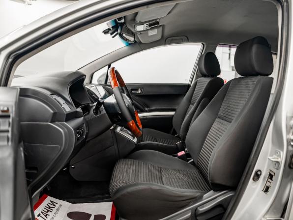 Toyota Corolla Verso I Рестайлинг 2 с пробегом 2008 года, цена 800 000 рублей, 191132 км, компактвэн, Автокод Объявления