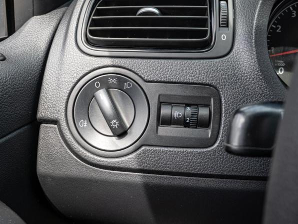 Volkswagen Polo V с пробегом 2014 года, цена 848 000 рублей, 179076 км, седан, Автокод Объявления