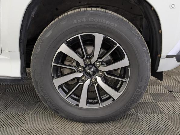 Mitsubishi Pajero Sport III с пробегом 2017 года, цена 2 790 000 рублей, 103500 км, внедорожник, Автокод Объявления