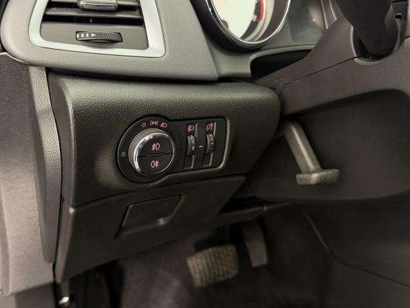 Opel Astra J Рестайлинг с пробегом 2014 года, цена 940 000 рублей, 96514 км, хэтчбек, Автокод Объявления