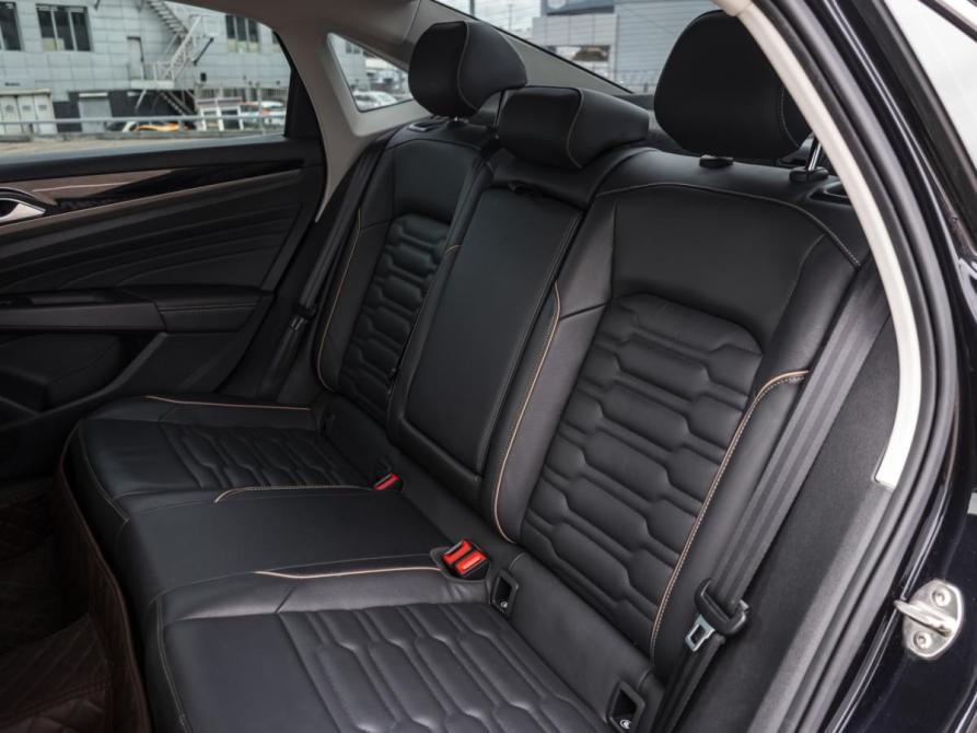 Volkswagen Passat B8 Рестайлинг Москва  - изображение 15