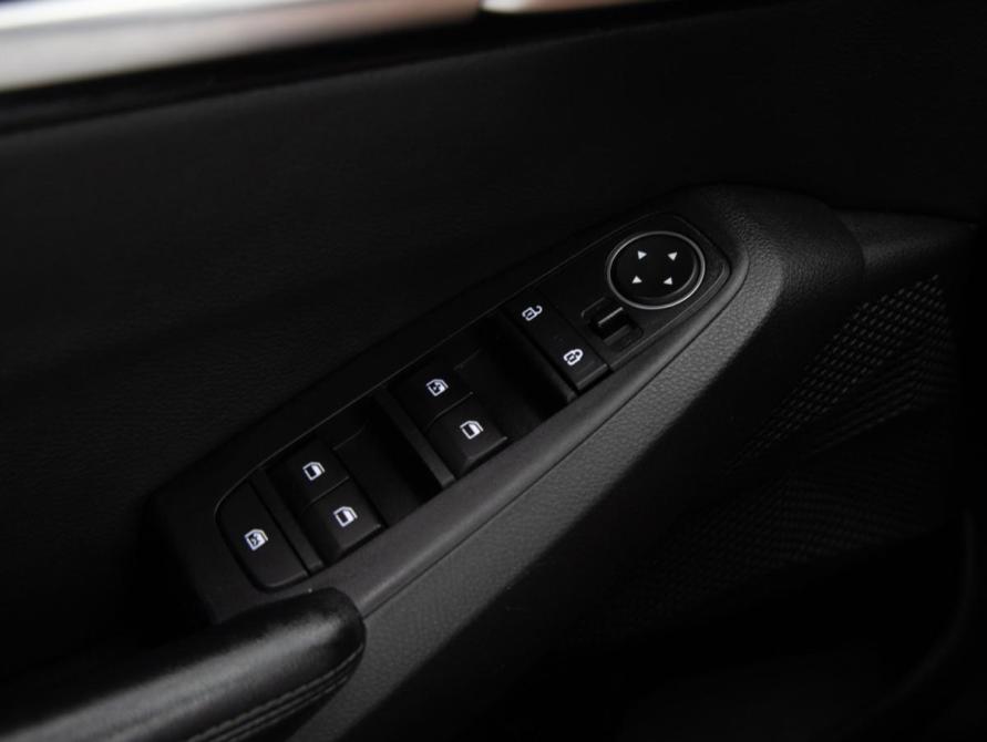 Kia Seltos I Санкт-Петербург  - изображение 18