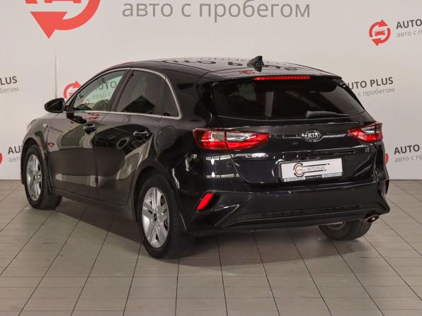 Kia Ceed III с пробегом 2019 года, цена 1 790 000 рублей, 77000 км, хэтчбек, Автокод Объявления