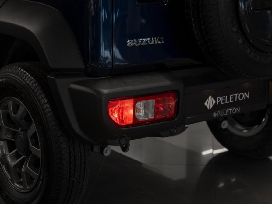 Suzuki Jimny IV Москва  - изображение 20
