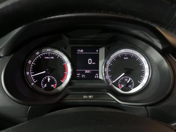 Skoda Octavia III (A7) Рестайлинг с пробегом 2018 года, цена 1 765 000 рублей, 175595 км, лифтбек, Автокод Объявления