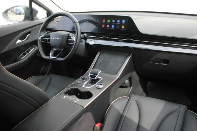 Omoda C5 I Рестайлинг с пробегом 2024 года, цена 1 950 000 рублей, 32000 км, внедорожник, Автокод Объявления