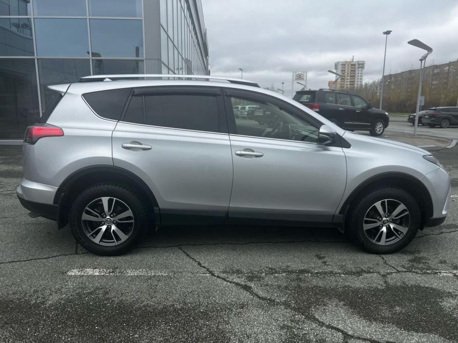 Toyota RAV4 IV (XA40) Рестайлинг Нижний Тагил  - изображение 13