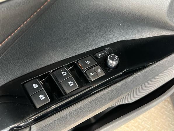 Toyota Camry VIII (XV70) с пробегом 2021 года, цена 2 630 000 рублей, 160000 км, седан, Автокод Объявления