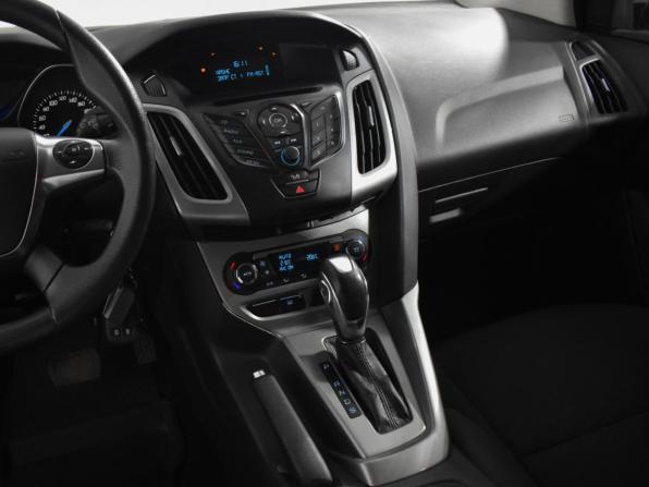 Ford Focus III с пробегом 2014 года, цена 919 000 рублей, 97547 км, хэтчбек, Автокод Объявления
