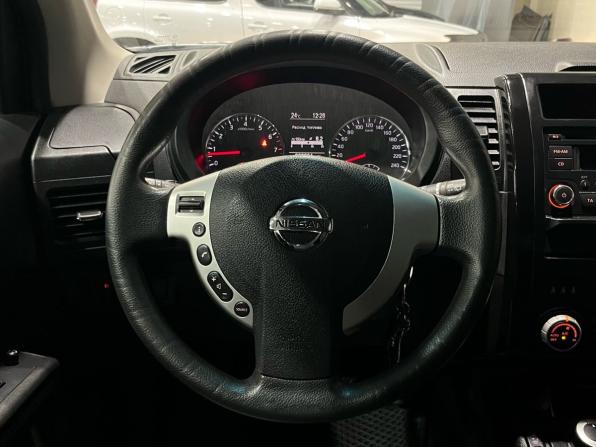 Nissan X-Trail II Рестайлинг с пробегом 2013 года, цена 1 375 000 рублей, 239903 км, внедорожник, Автокод Объявления