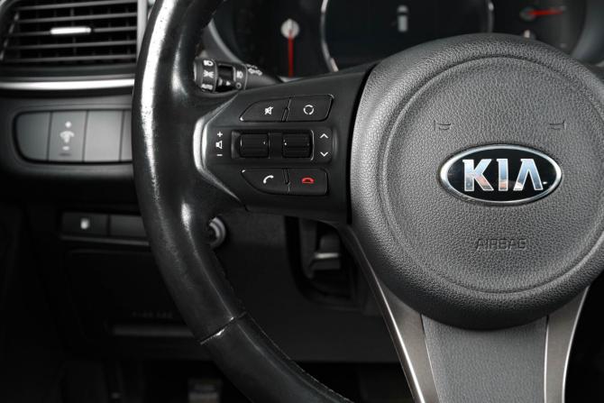 Kia Sorento III Prime с пробегом 2017 года, цена 2 349 000 рублей, 89500 км, внедорожник, Автокод Объявления