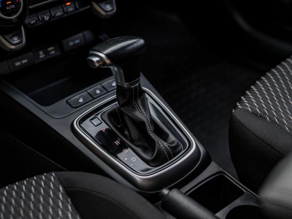 Kia Rio IV с пробегом 2018 года, цена 1 240 000 рублей, 199207 км, хэтчбек, Автокод Объявления