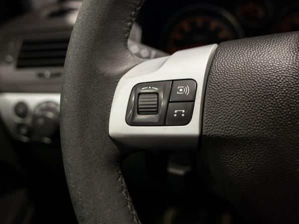 Opel Astra H Рестайлинг с пробегом 2010 года, цена 625 000 рублей, 194791 км, хэтчбек, Автокод Объявления