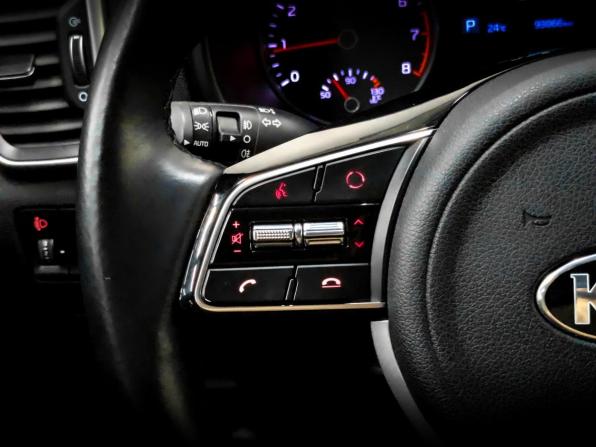 Kia Sportage IV Рестайлинг с пробегом 2020 года, цена 2 465 000 рублей, 93790 км, внедорожник, Автокод Объявления