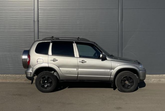 Chevrolet Niva I Рестайлинг с пробегом 2016 года, цена 799 000 рублей, 115024 км, внедорожник, Автокод Объявления