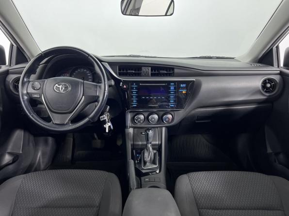 Toyota Corolla XI (E160 E170 E180) Рестайлинг 1 с пробегом 2017 года, цена 1 720 000 рублей, 94702 км, седан, Автокод Объявления