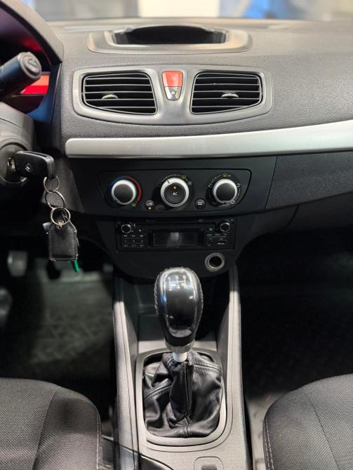 Renault Fluence I Рестайлинг Челябинск  - изображение 16