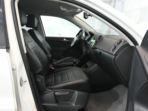 Volkswagen Tiguan I Рестайлинг с пробегом 2014 года, цена 1 250 000 рублей, 237744 км, внедорожник, Автокод Объявления