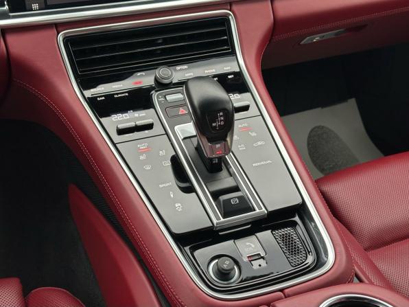 Porsche Panamera II с пробегом 2018 года, цена 5 350 000 рублей, 124459 км, лифтбек, Автокод Объявления