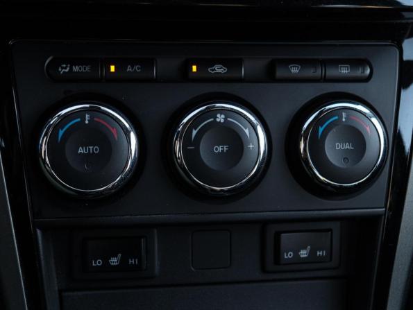 Mazda 6 II (GH) Рестайлинг с пробегом 2010 года, цена 950 000 рублей, 239899 км, лифтбек, Автокод Объявления