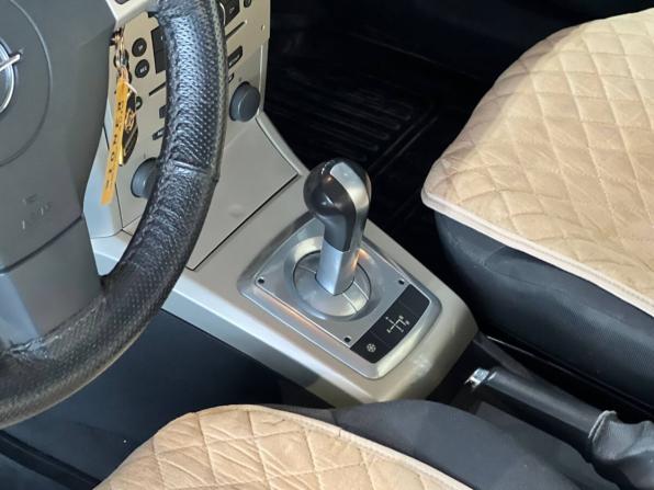 Opel Astra H Рестайлинг с пробегом 2008 года, цена 575 000 рублей, 230000 км, седан, Автокод Объявления