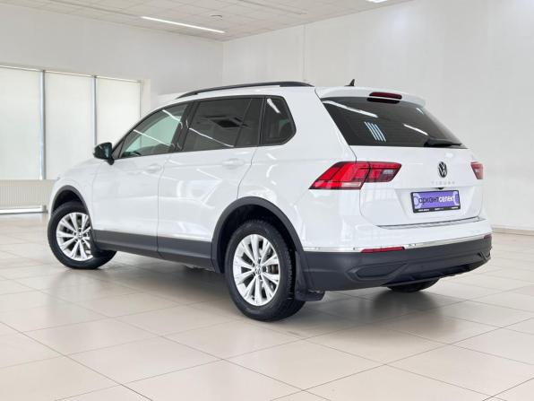 Volkswagen Tiguan II Рестайлинг с пробегом 2021 года, цена 2 280 000 рублей, 132725 км, внедорожник, Автокод Объявления