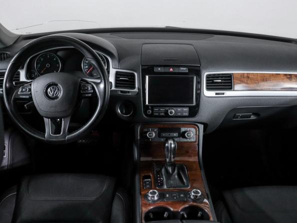 Volkswagen Touareg II с пробегом 2010 года, цена 1 690 000 рублей, 282598 км, внедорожник, Автокод Объявления