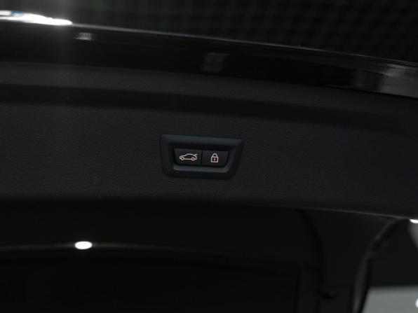 BMW 3 серии VI (F3x) Рестайлинг с пробегом 2018 года, цена 3 280 000 рублей, 88115 км, хэтчбек, Автокод Объявления