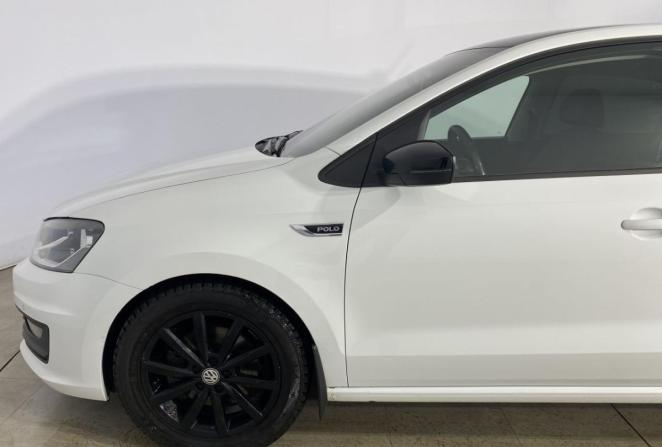 Volkswagen Polo V Рестайлинг с пробегом 2019 года, цена 1 290 000 рублей, 207090 км, седан, Автокод Объявления