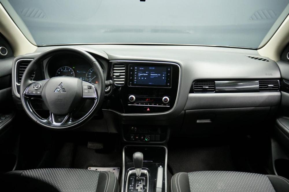 Mitsubishi Outlander III Рестайлинг 3 Крым  - изображение 18