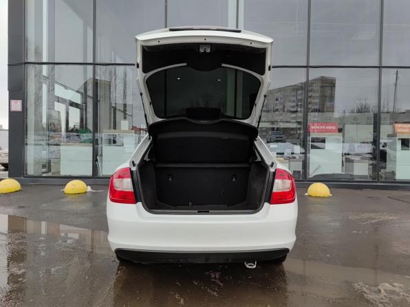 Skoda Rapid I с пробегом 2016 года, цена 640 000 рублей, 166831 км, лифтбек, Автокод Объявления