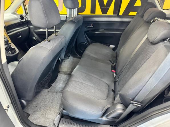 Kia Carens II (UN) с пробегом 2011 года, цена 749 000 рублей, 210249 км, минивэн, Автокод Объявления