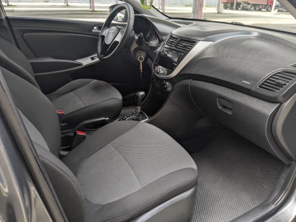 Hyundai Solaris I с пробегом 2012 года, цена 648 900 рублей, 204000 км, седан, Автокод Объявления