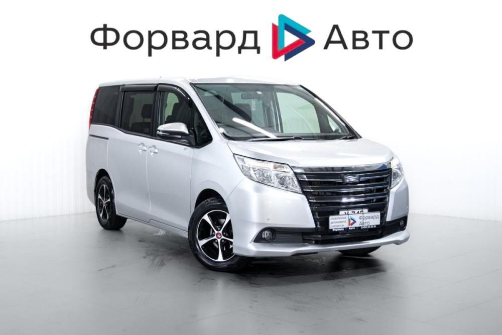 Toyota Noah III (R80) Тюмень  - изображение 1