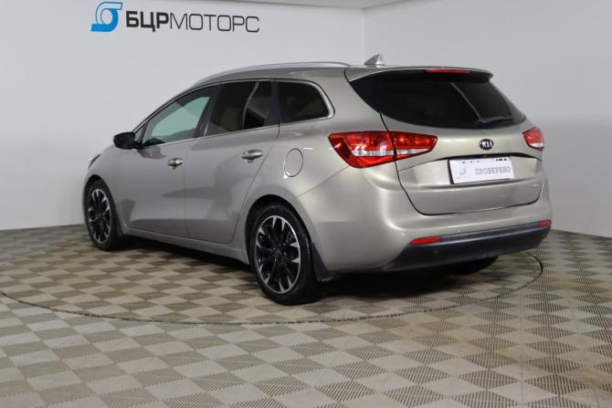 Kia Ceed II Рестайлинг с пробегом 2017 года, цена 1 499 990 рублей, 103322 км, универсал, Автокод Объявления
