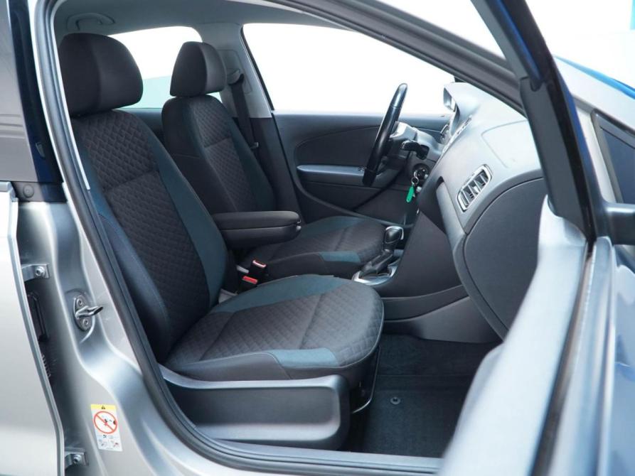 Volkswagen Polo V Рестайлинг Москва  - изображение 8