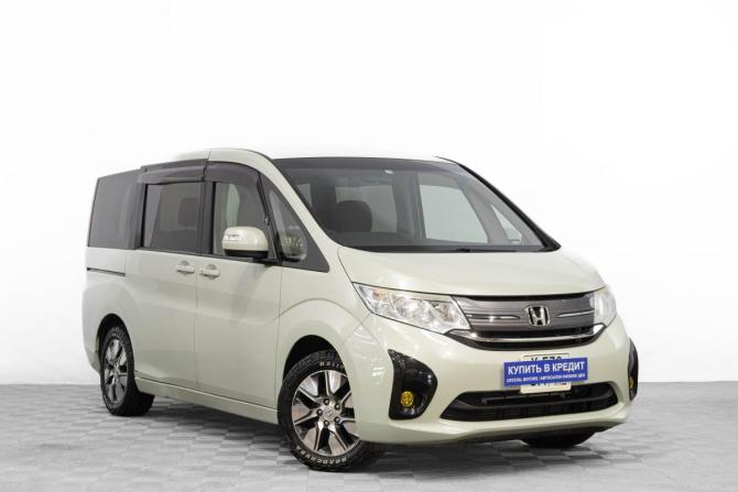 Honda Stepwgn V с пробегом 2015 года, цена 1 789 000 рублей, 139000 км, минивэн, Автокод Объявления