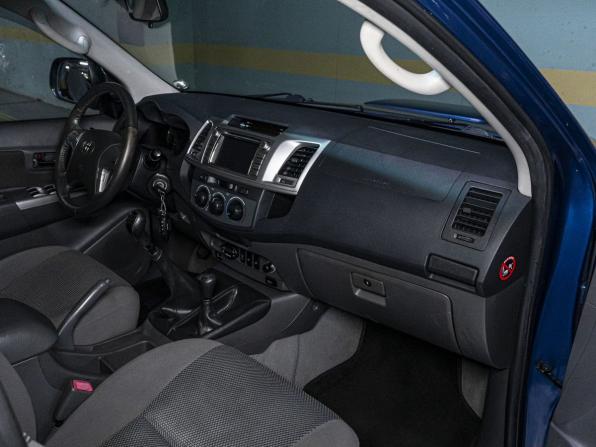 Toyota Hilux VII Рестайлинг с пробегом 2011 года, цена 1 850 000 рублей, 212109 км, пикап, Автокод Объявления