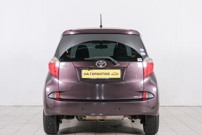 Toyota Ractis II с пробегом 2011 года, цена 849 000 рублей, 165074 км, хэтчбек, Автокод Объявления