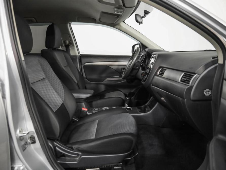 Mitsubishi Outlander III Санкт-Петербург  - изображение 17