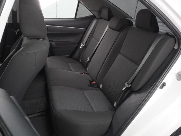 Toyota Corolla XI (E160 E170 E180) с пробегом 2013 года, цена 1 149 000 рублей, 172285 км, седан, Автокод Объявления