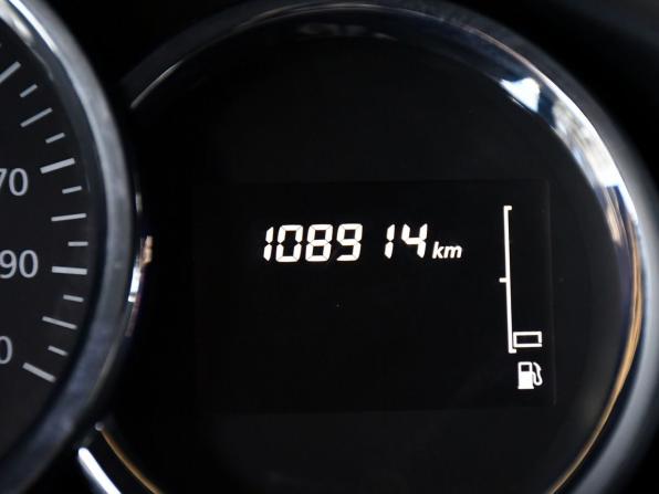 Renault Logan II Рестайлинг с пробегом 2020 года, цена 927 000 рублей, 108912 км, седан, Автокод Объявления