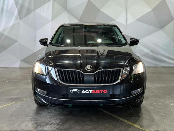 Skoda Octavia III (A7) Рестайлинг с пробегом 2019 года, цена 1 890 000 рублей, 46836 км, лифтбек, Автокод Объявления