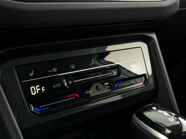 Volkswagen Tiguan II Рестайлинг с пробегом 2021 года, цена 2 800 000 рублей, 49413 км, внедорожник, Автокод Объявления