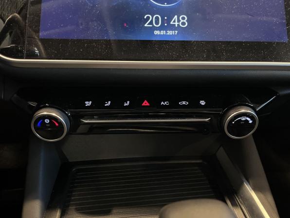 Omoda S5 с пробегом 2024 года, цена 1 790 000 рублей, 11825 км, седан, Автокод Объявления