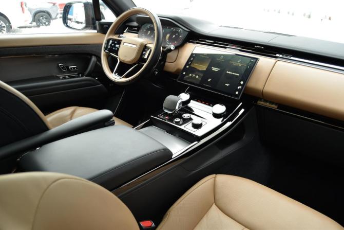 Land Rover Range Rover Sport III с пробегом 2023 года, цена 17 500 000 рублей, 31491 км, внедорожник, Автокод Объявления