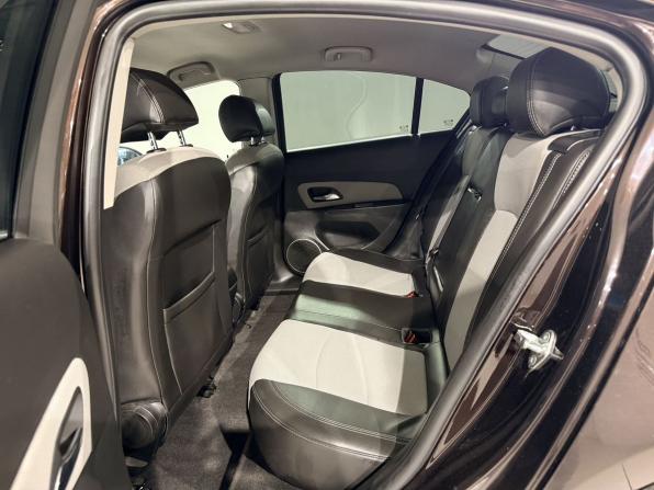 Chevrolet Cruze I Рестайлинг с пробегом 2014 года, цена 899 000 рублей, 147000 км, седан, Автокод Объявления